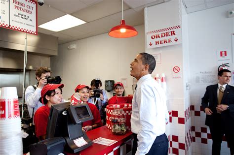 Five Guys: A hamburgueria favorita de Barack Obama。